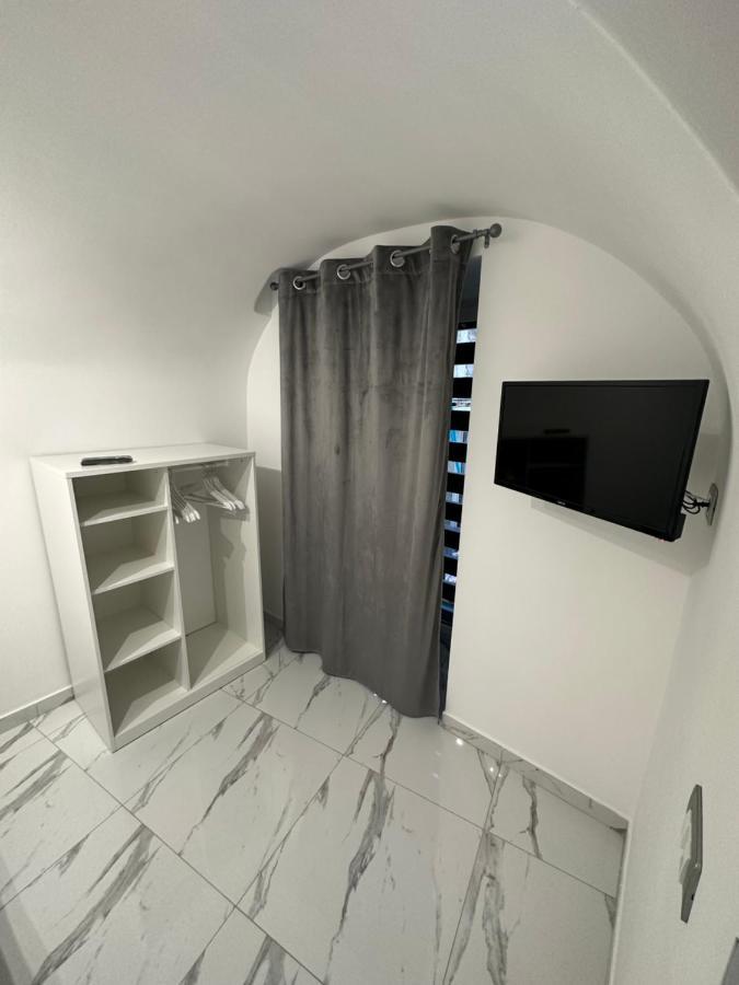 Mavy House Napoli Apartment Luaran gambar